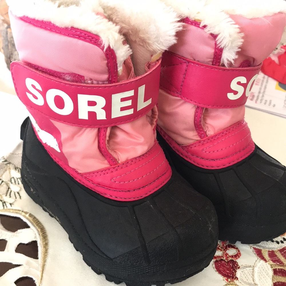 Pink Sorel toddler boots. Size 7